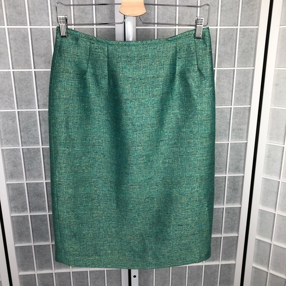 Kasper Dresses & Skirts - Kasper Pencil Skirt Size 6